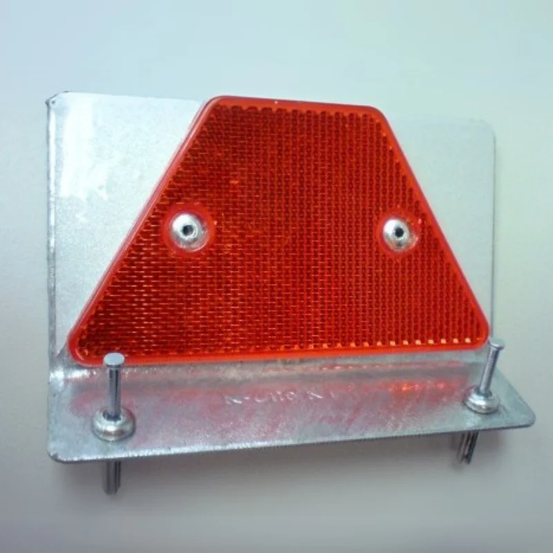 KT-107 concrete median reflector
