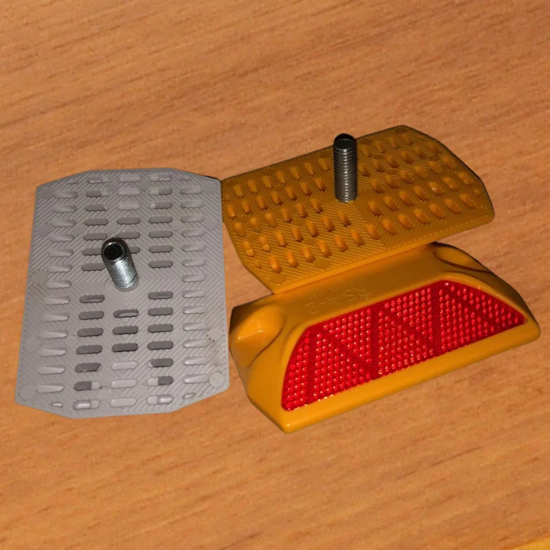 RSA-2 plastic road stud with shank
